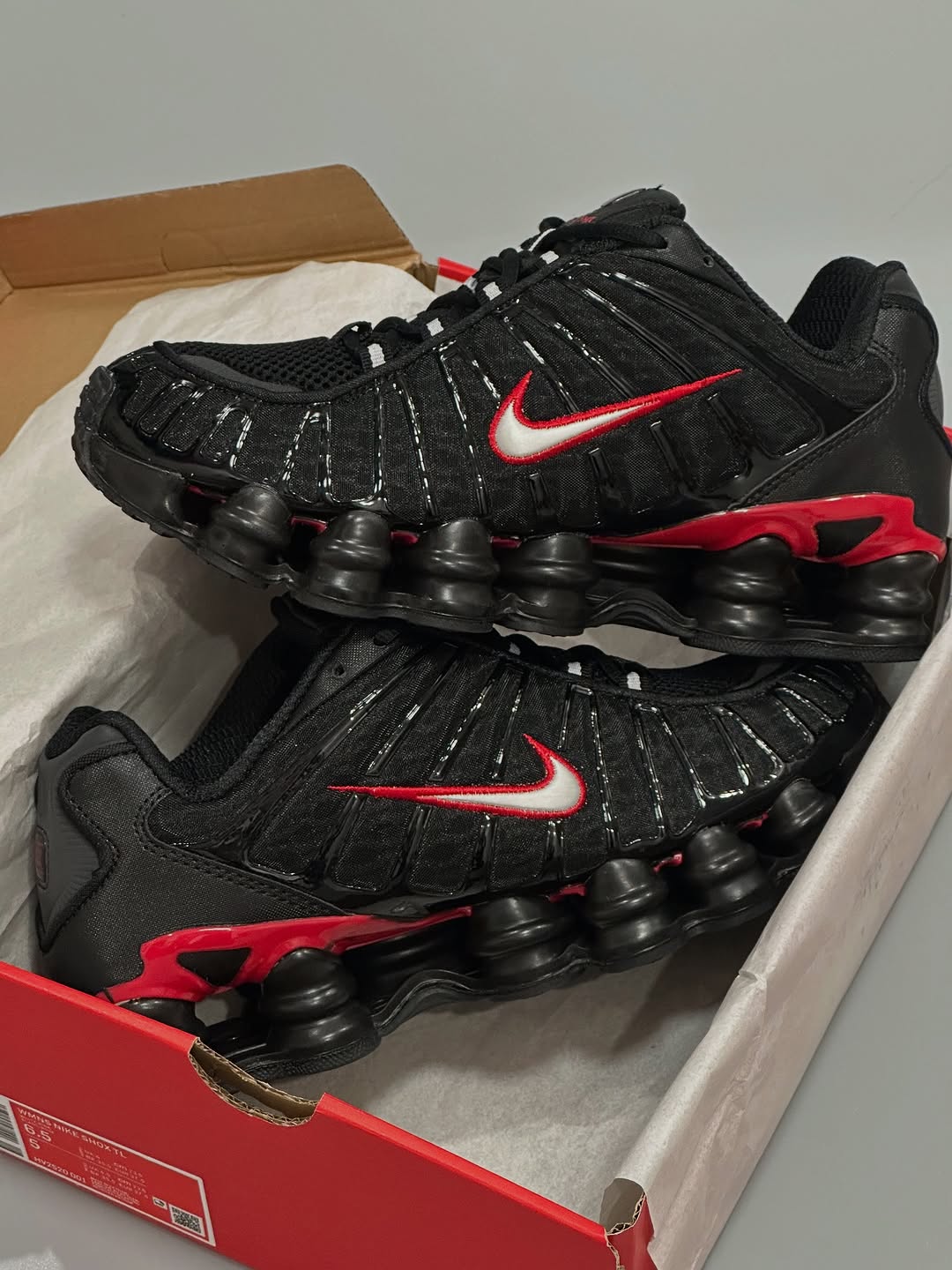 Nike Shox "Red on Black" - Image 5